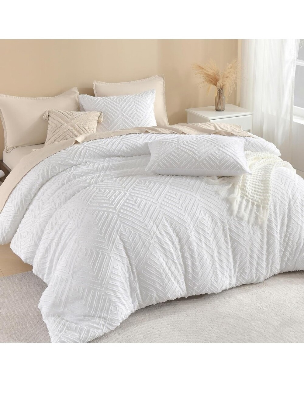 Litanika Oversized King Comforter Set White, 3 Pieces Tufted Boho Farmhouse